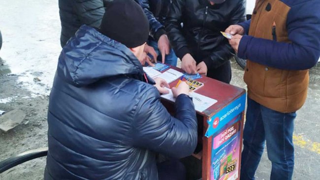 Bakının Nəsimi rayonunda, “28 May” metro stansiyasının qarşısında lotereya satışı məntəqəsindən oğurluq edilib.